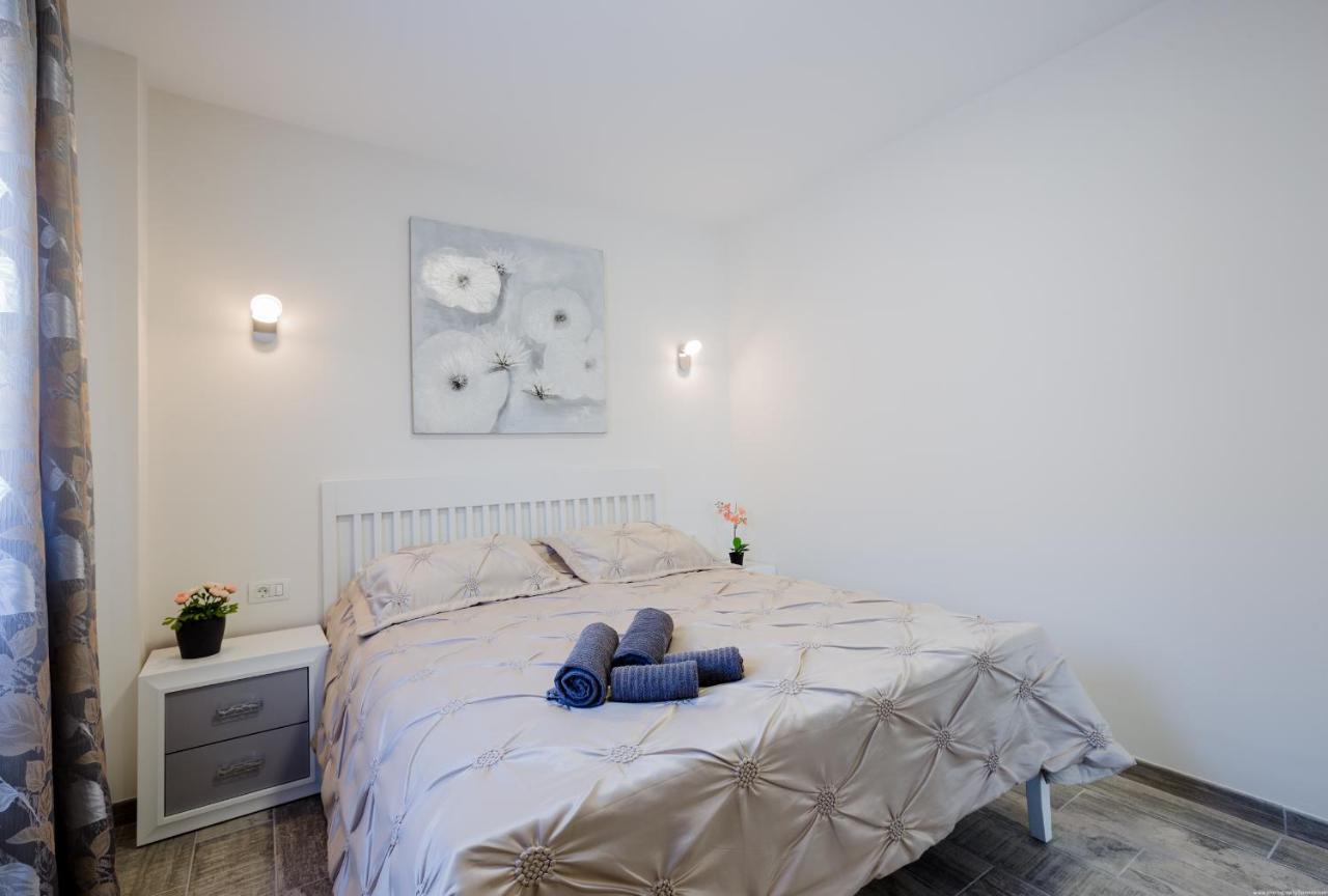 Palm Mar De Lux A25 Apartment Exterior photo